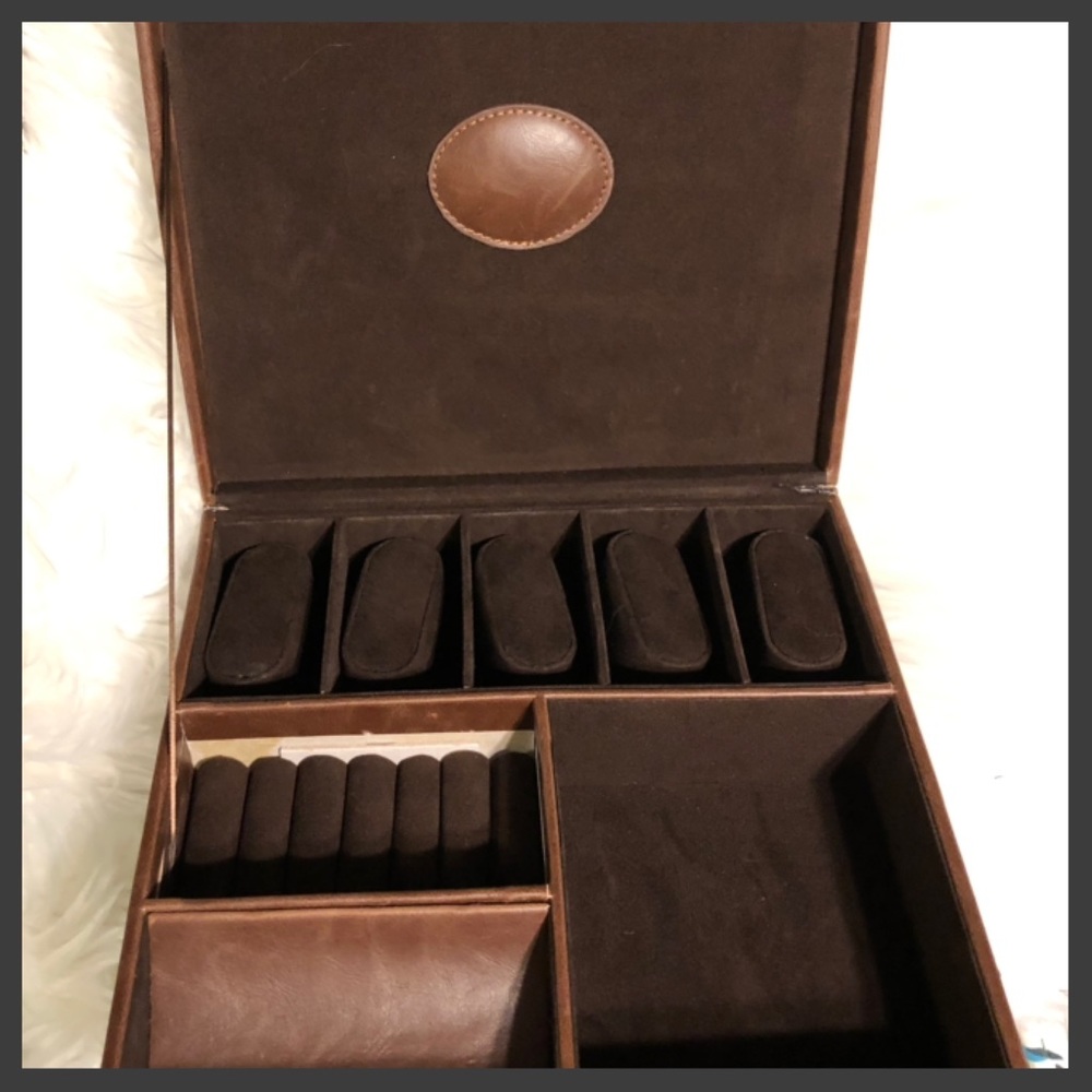 Brown Faux Leather Jewelry Box - Picture 3 of 8